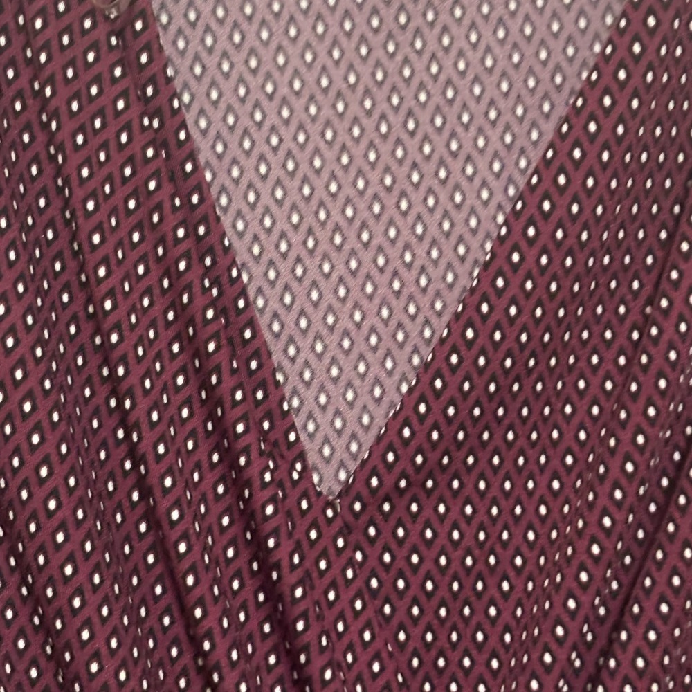 Haute Monde Burgundy diamond  Dot Wrap Blouse - Office to night out Retail $40 - Picture 4 of 10